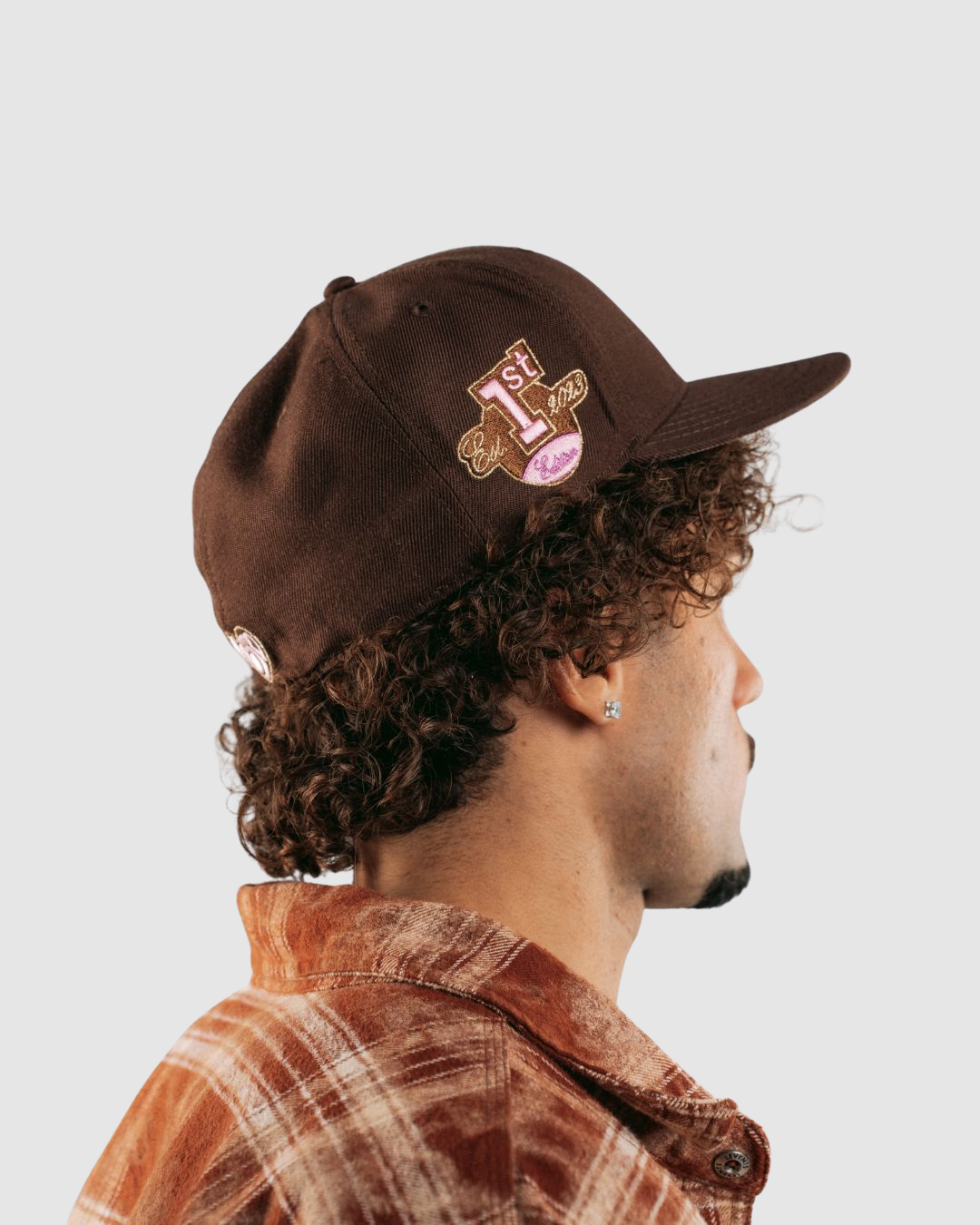 BROWN PINK CAP