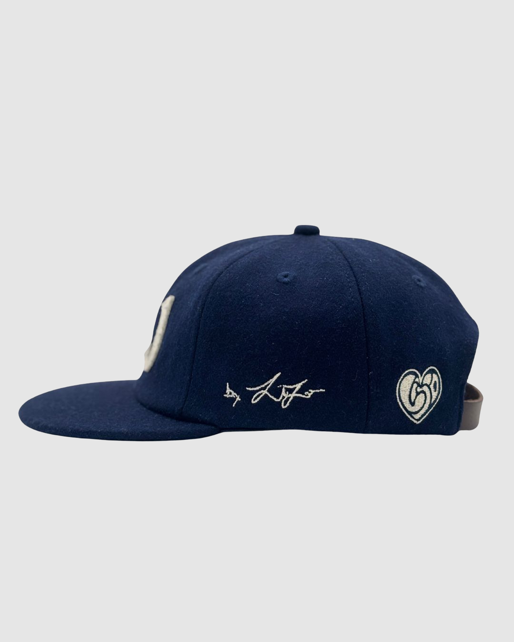 NAVY WOOL CAP