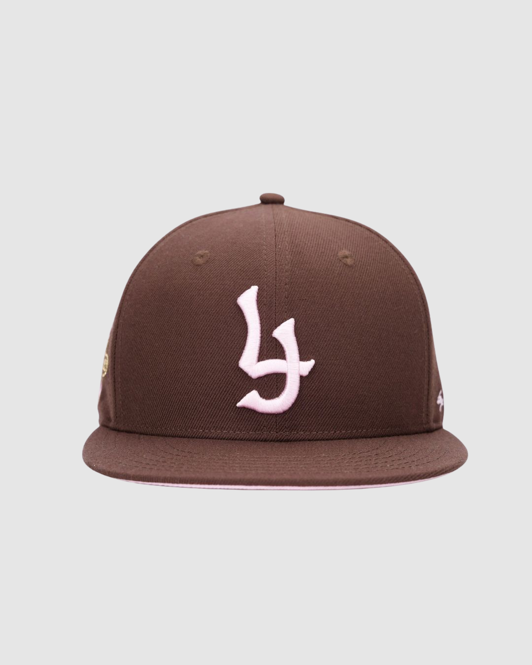 BROWN PINK CAP